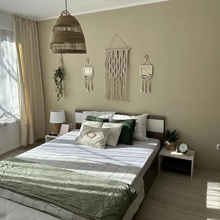 Samuil Apartman Burgasz